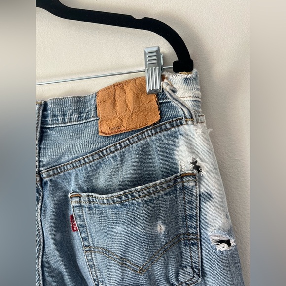 Levi’s 501 Straight Leg Very Distressed Worn-In Jeans Made In Haiti Size W33xL34 - Picture 7 of 14